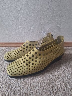 Arche Nirick Shoes Green Nubuck Leather Zip Wedge Womens Size 37 US 6